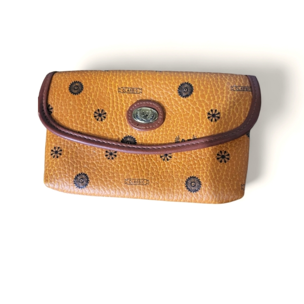 Classic wallet and key ring